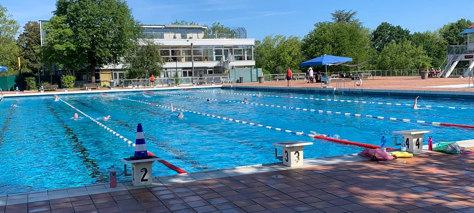 Grugabad Essen: Eröffnung am Feiertag