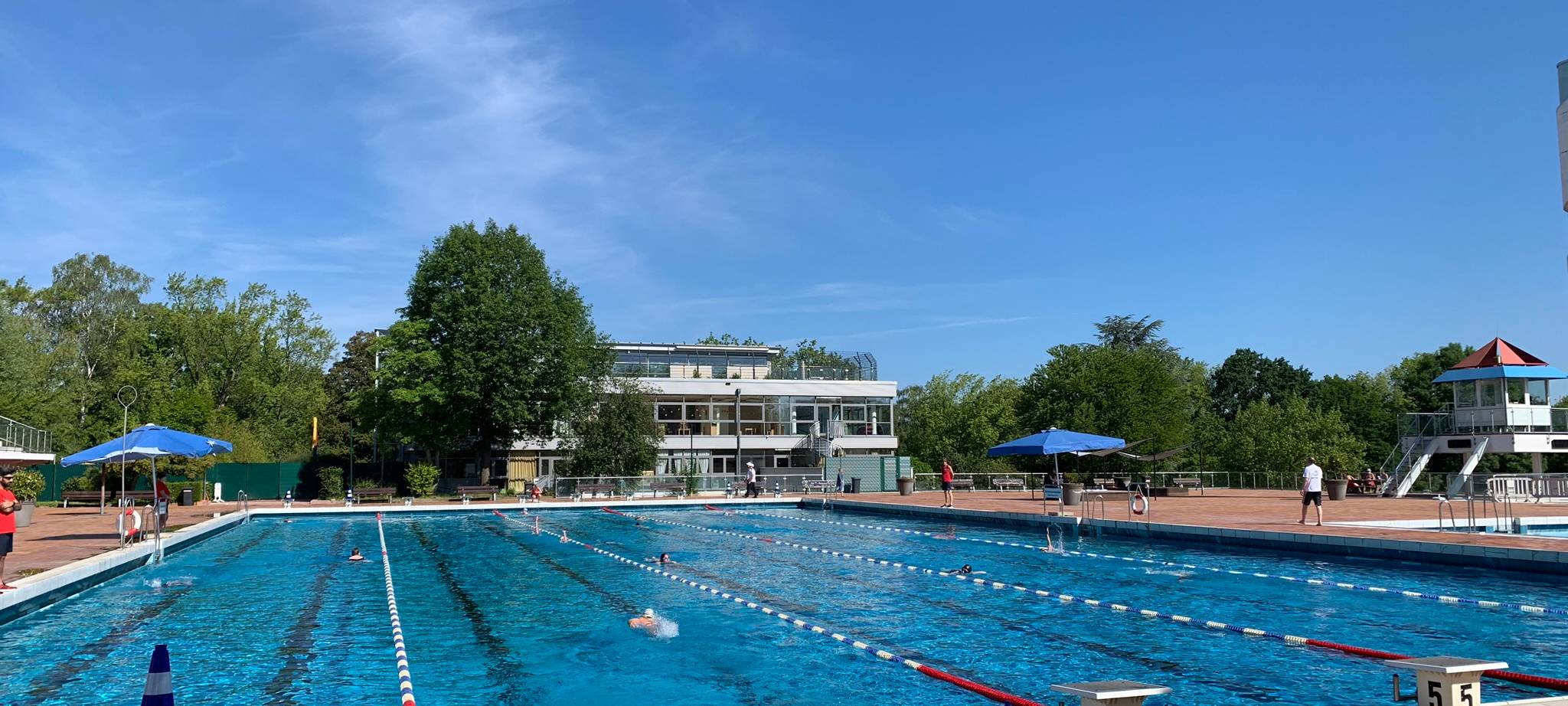 Grugabad Essen: Eröffnung am Feiertag