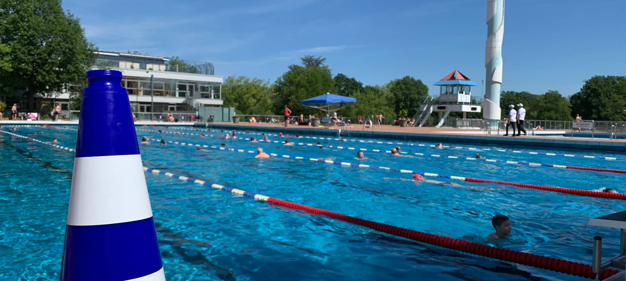 Grugabad Essen: Eröffnung am Feiertag