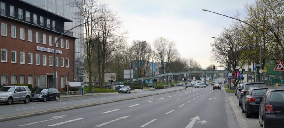 Essen: Infotafeln sollen Verkehr auf Alfredstraße regeln