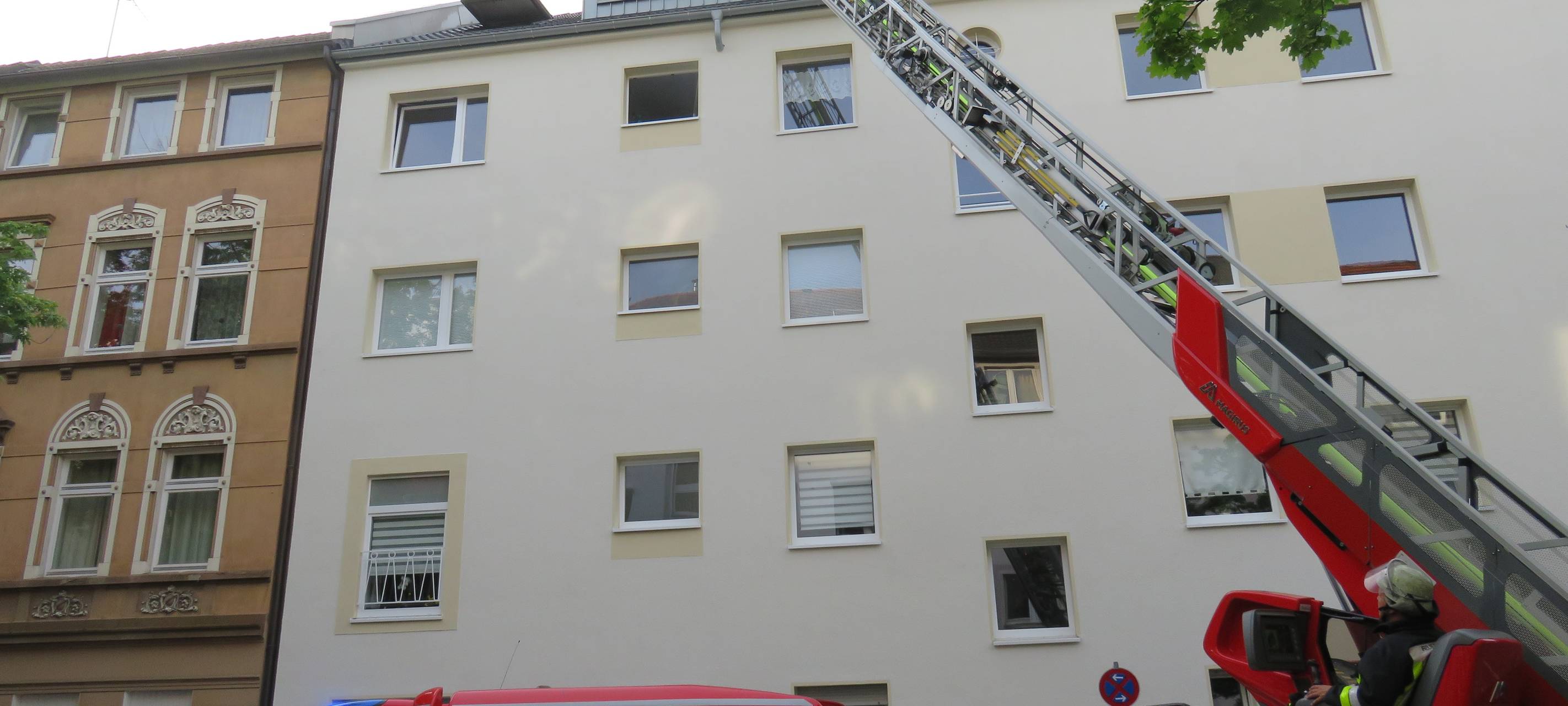 Feuer Gasflasche in Essen-Rüttenscheid