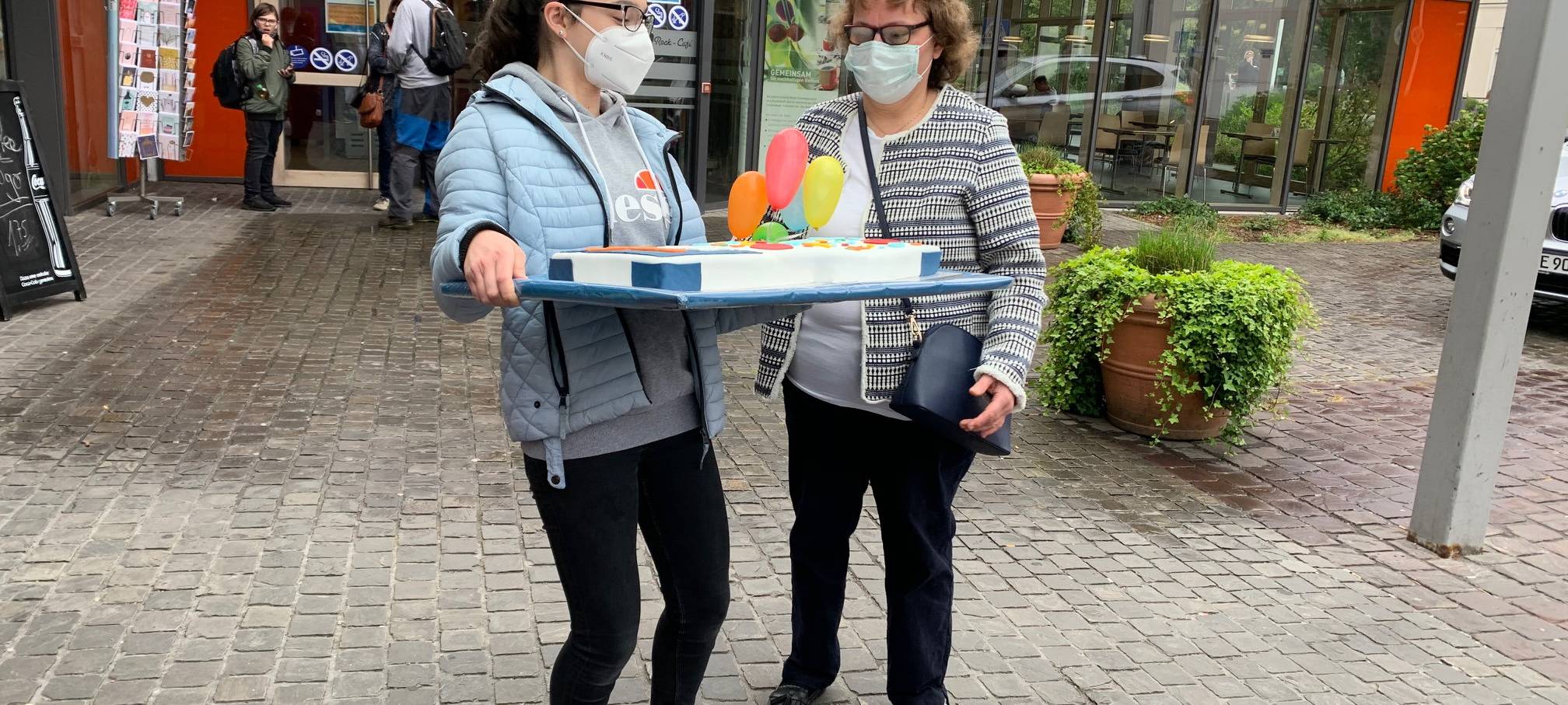 14jährige aus Essen sagt auf leckere Art DANKE