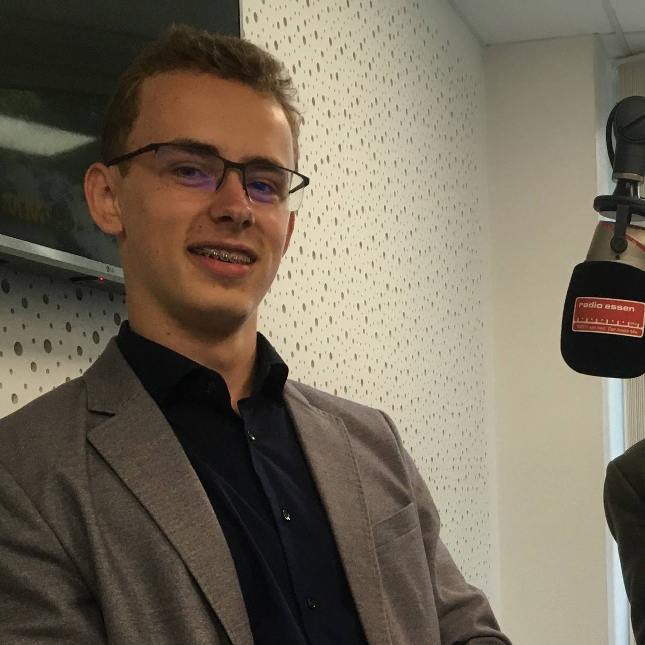 Timon Knüttel bei Radio Essen