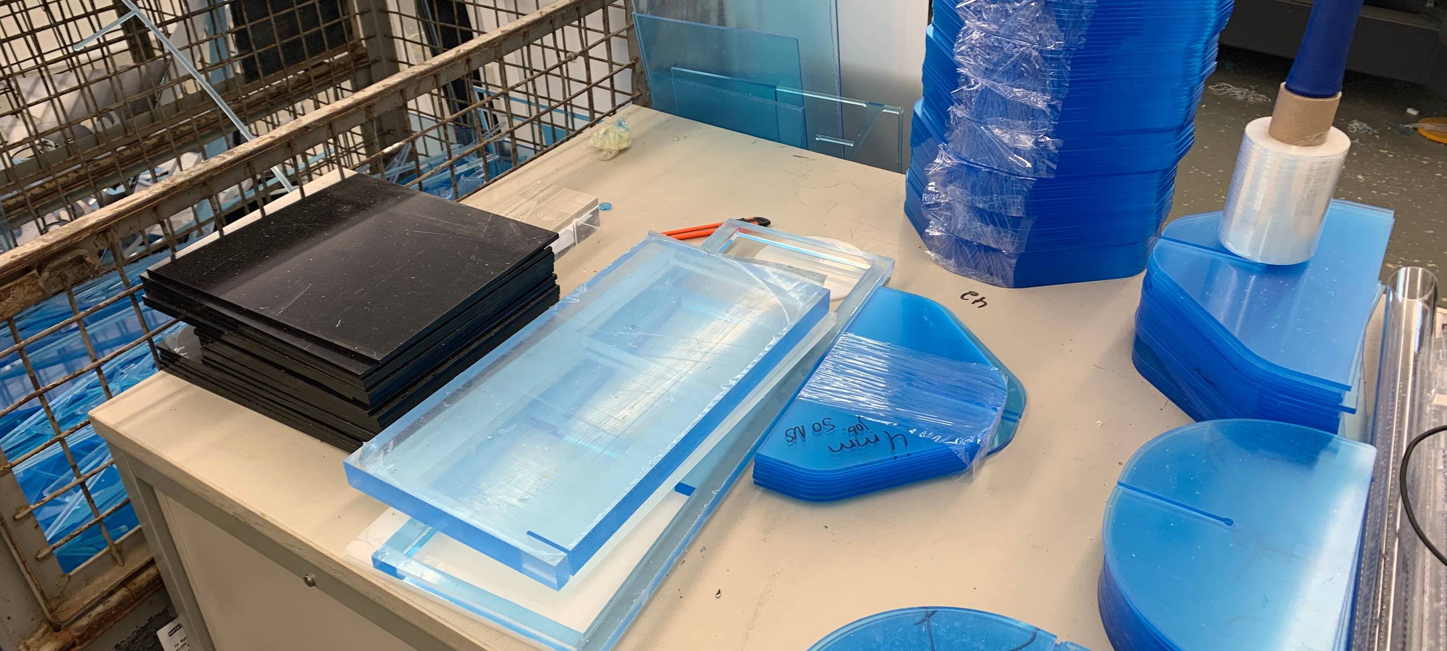 Essen: Mit Spuck-Schutz-Scheiben durch die Corona-Krise