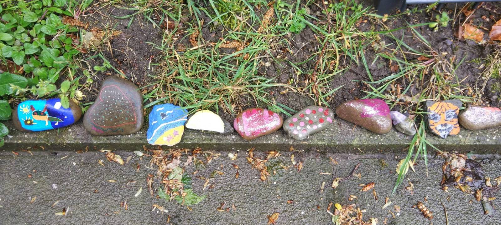 Essen: Unbekannte klauen Steinschlange vor Großtagespflege - Trauer bei den Kindern