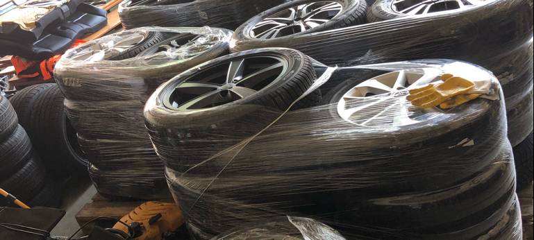 Geklaute Reifen aus Essen-Kray in einer Garage in Gelsenkirchen