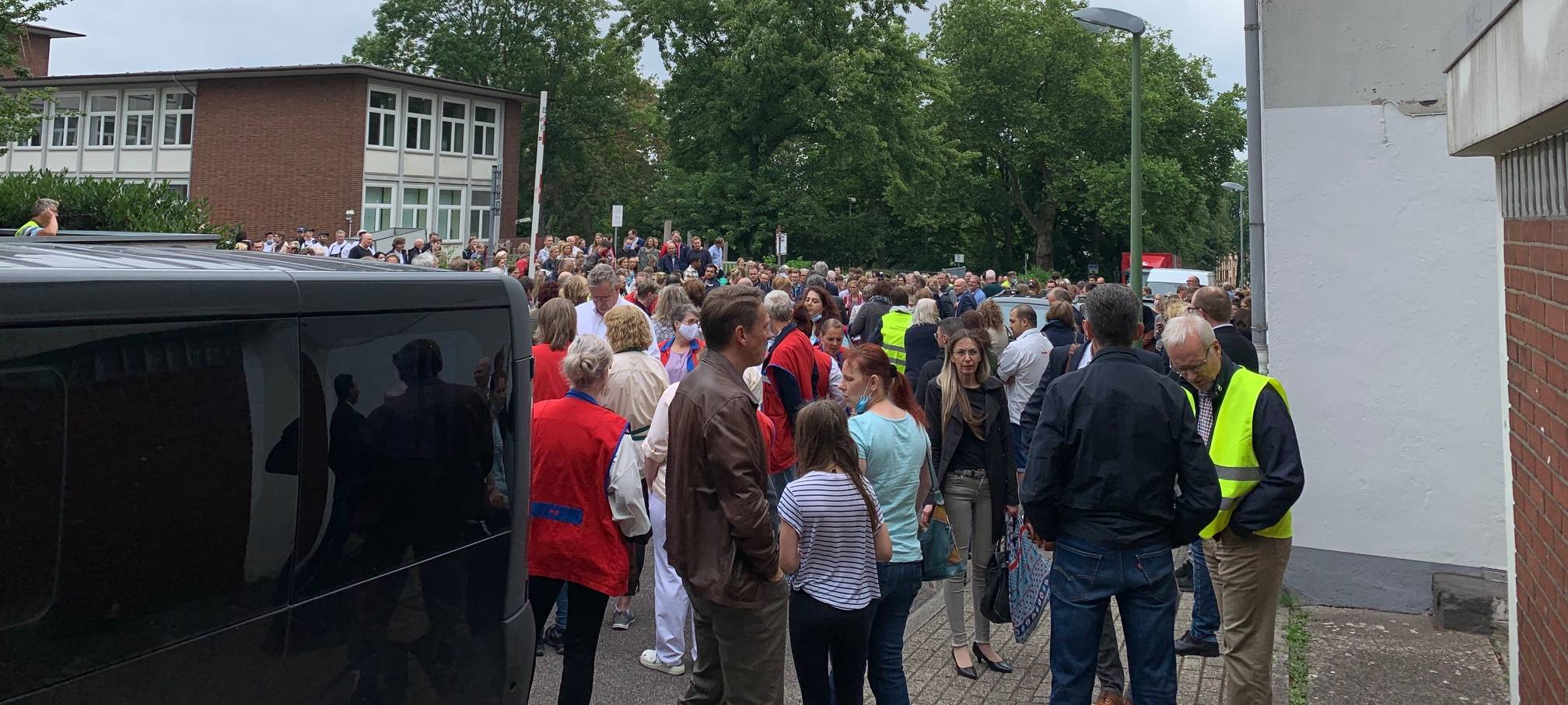 Bombendrohung gegen Rathaus in Essen - Rathaus wird geräumt