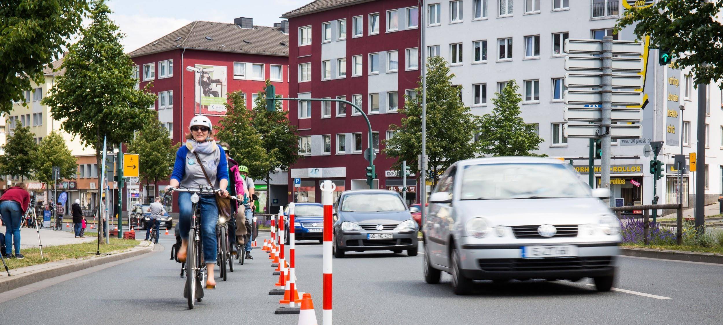 Die Initiative RadEntscheid in Essen hat für ein Bürgerbegehren alle nötigen Unterschriften gesammelt.