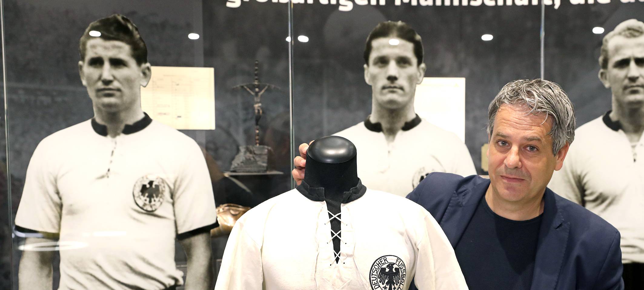 Trikot von Helmut Rahn aus Essen im Deutschen Fußballmuseum