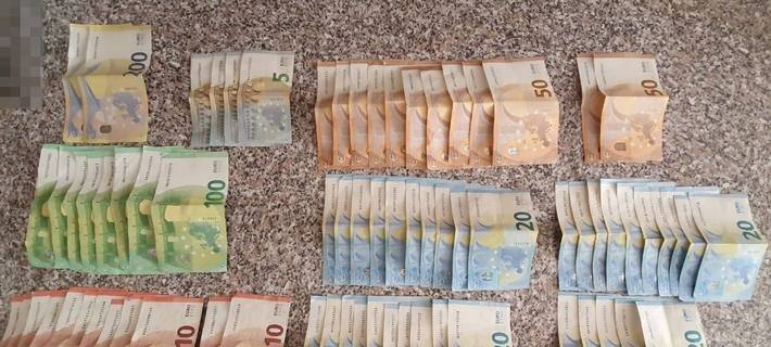 Polizei und Staatsanwaltschaft Essen haben heute eine Drogenbande hochgenommen.