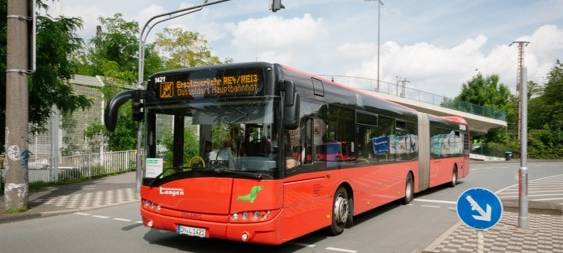 Bahn-Sperrung zwischen Essen und Duisburg. Züge fallen teilweise komplett aus, Busse und Taxis als Ersatzverkehr