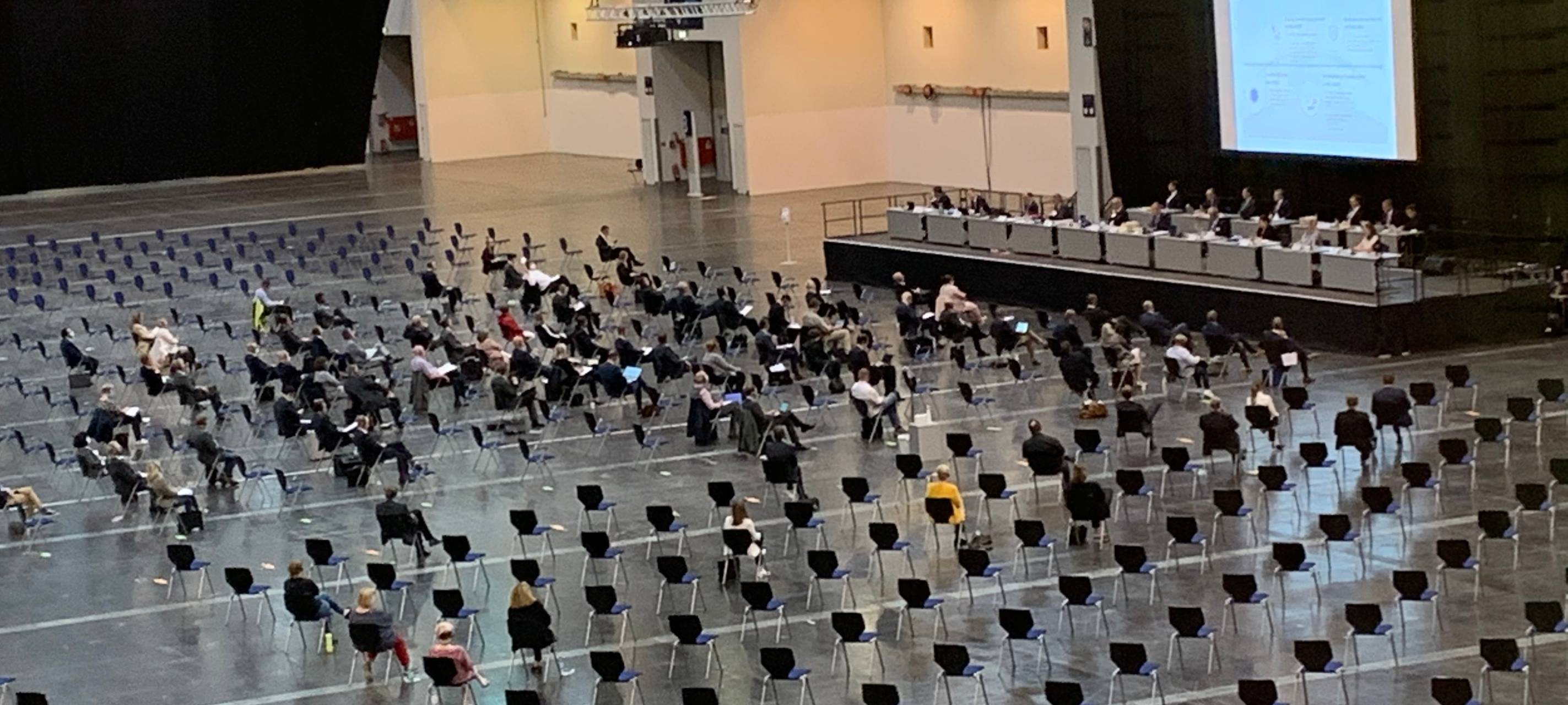 Gläubigerversammlung Galeria Karstadt-Kaufhof zur Entscheidung über Zukunft in der Messe Essen.