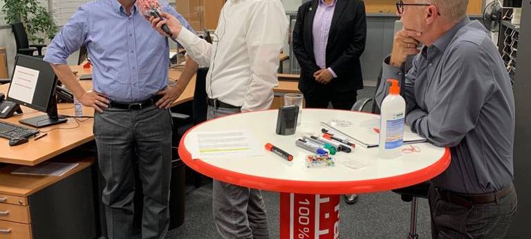 Schlagabtausch zur Wahl in Essen: Die Oberbürgermeister-Kandidaten live bei Radio Essen