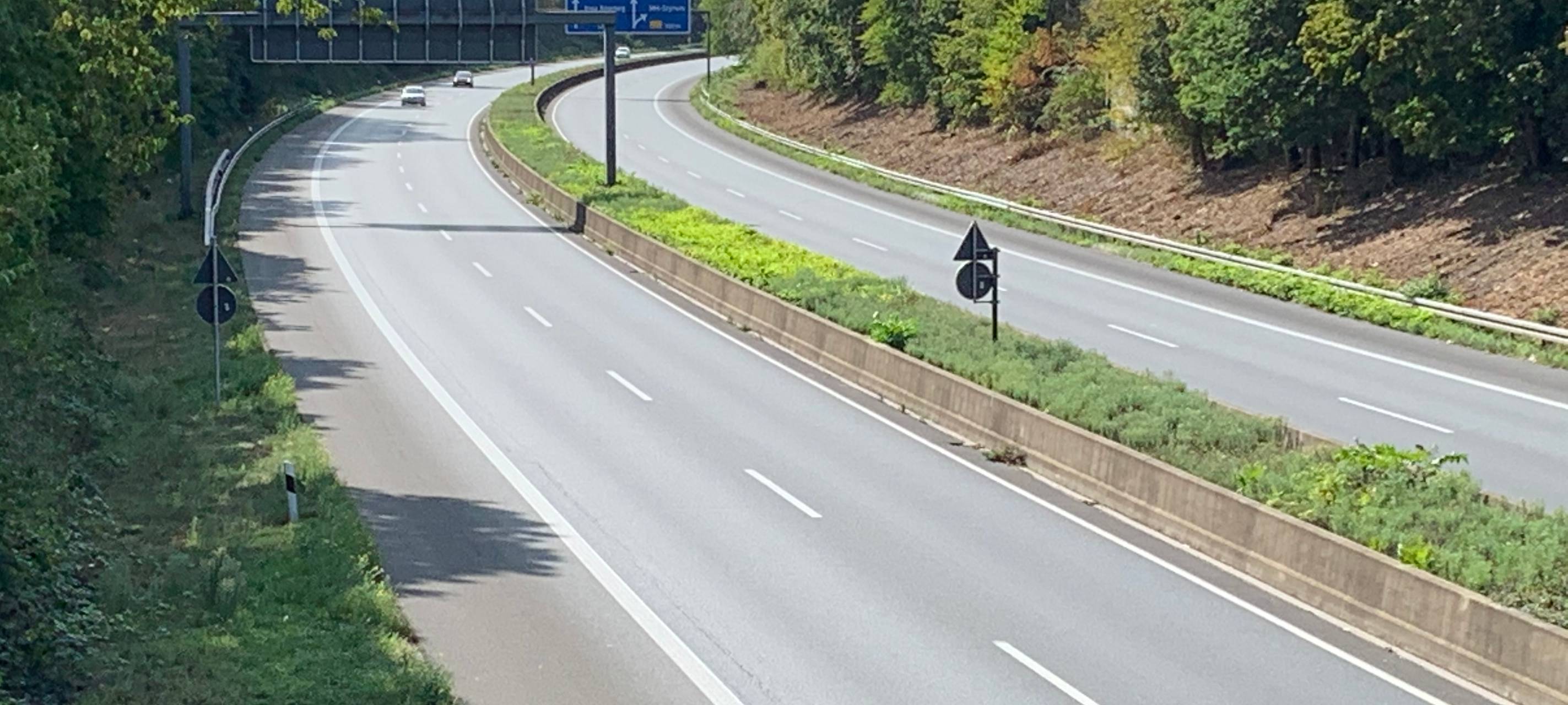 Leere A40 nach Sperrung wegen LKW-Brand Richtung Essen