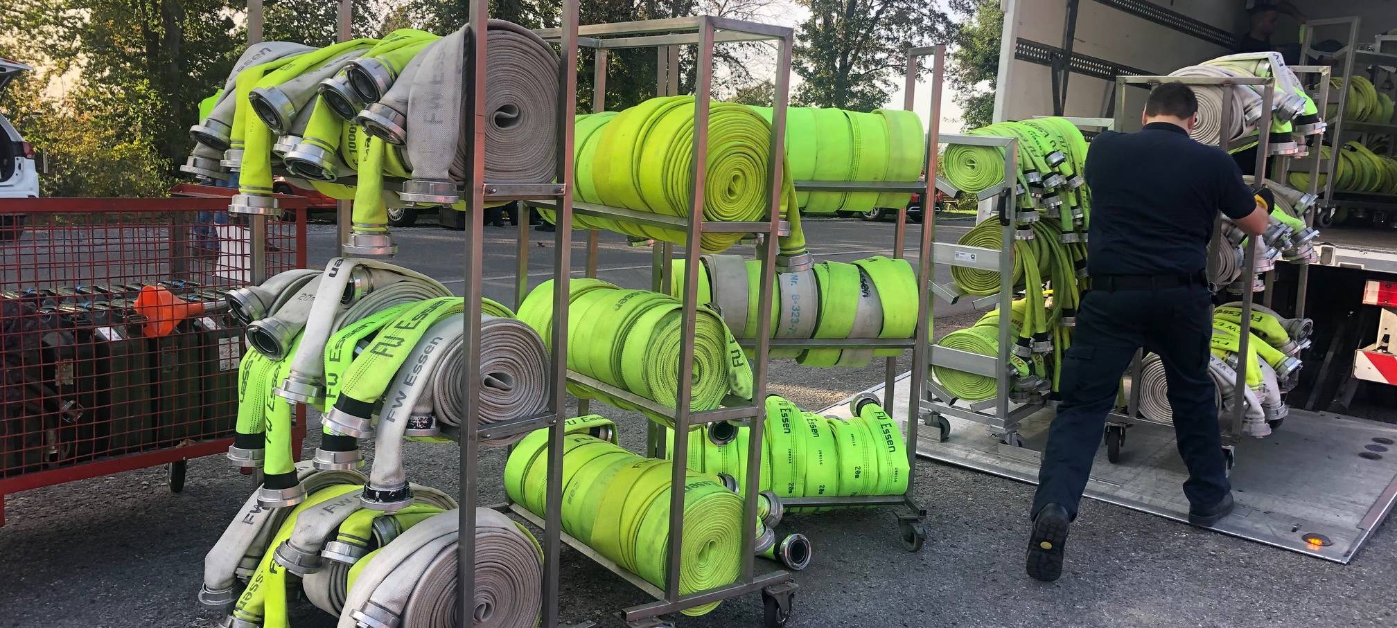 Schläuche Waldbrand in Essen