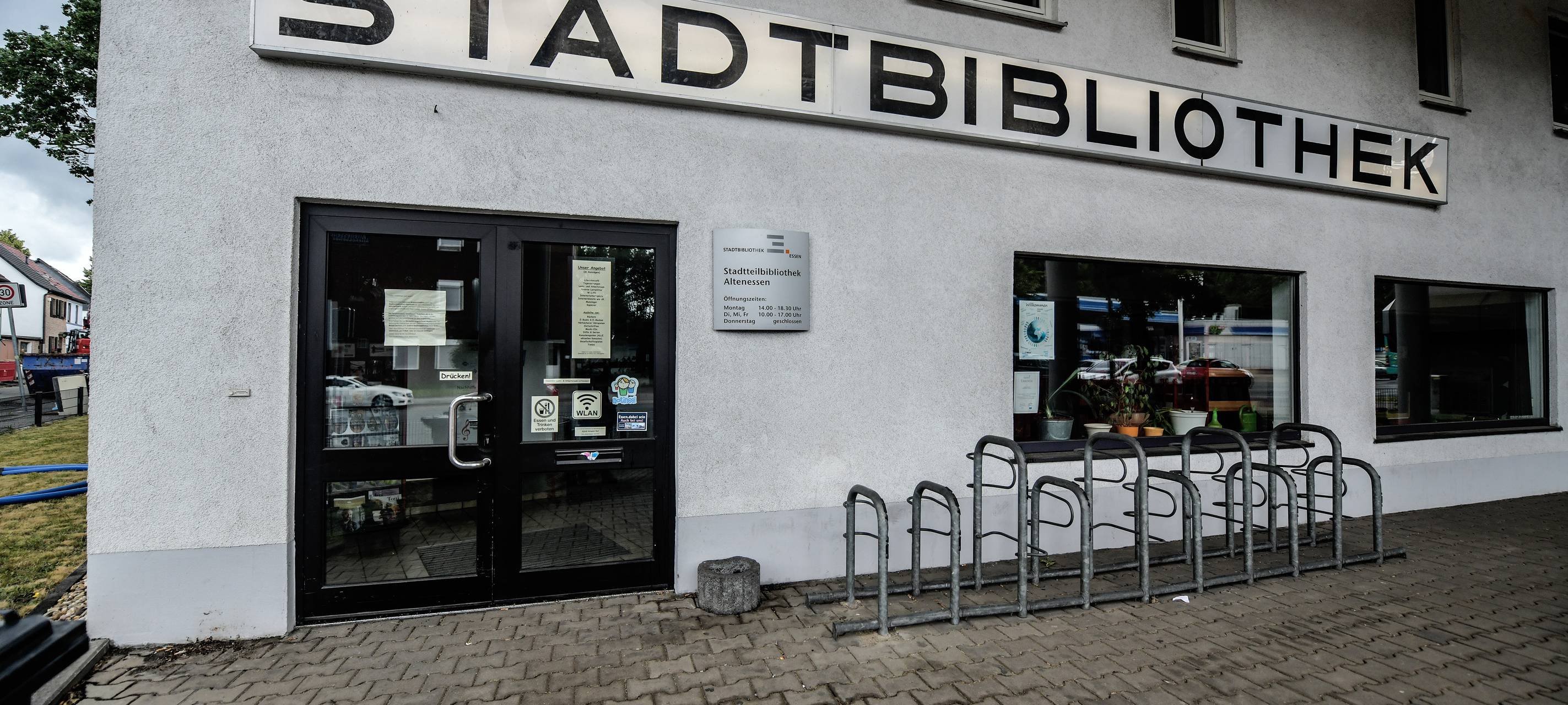 Stadtteilbibliothek in Essen-Altenessen / Bücherei in Essen-Altenessen
