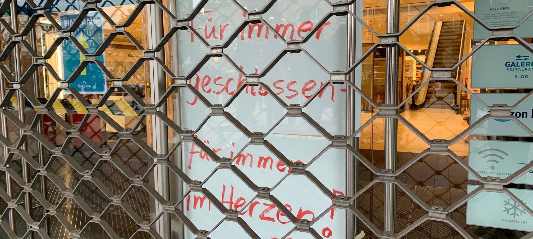 Essen: Letzte Kundgebung für Karstadt Kaufhof