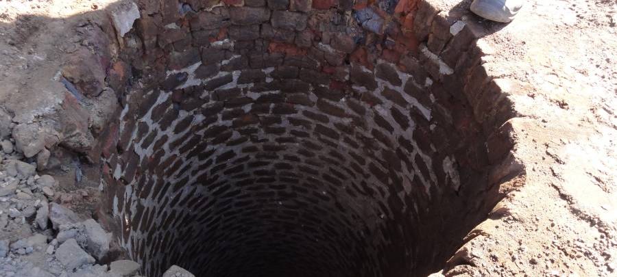 In Essen-Frintrop ist ein uralter Backsteinbrunnen bei Bauarbeiten gefunden worden. Der Brunnen stammt vermutlich aus Mitte des 19. Jahrhunderts.