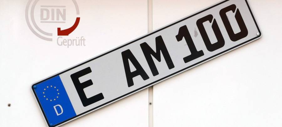 Bei uns in Essen sind wieder mehr Fahrzeuge auf den Straße unterwegs. Nur die Motorräder und Roller sind weniger geworden.