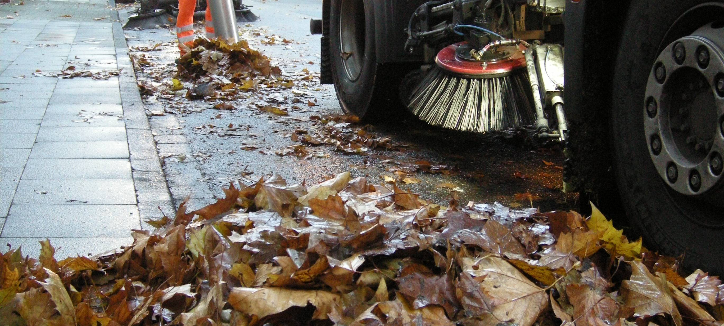 Laubsauger Fahrzeug der Entsorgungsbetriebe Essen