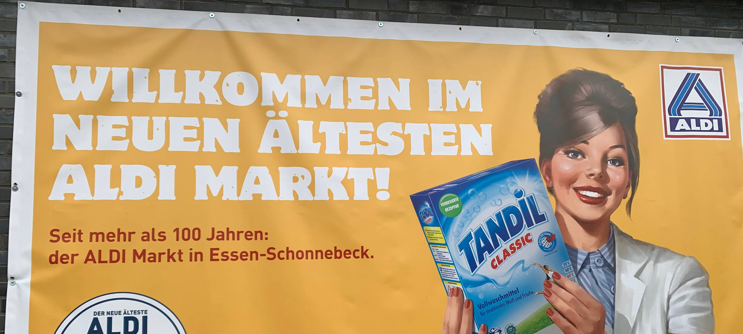 Essen: Der neue erste ALDI eröffnet - die neue Verkaufsstelle 1