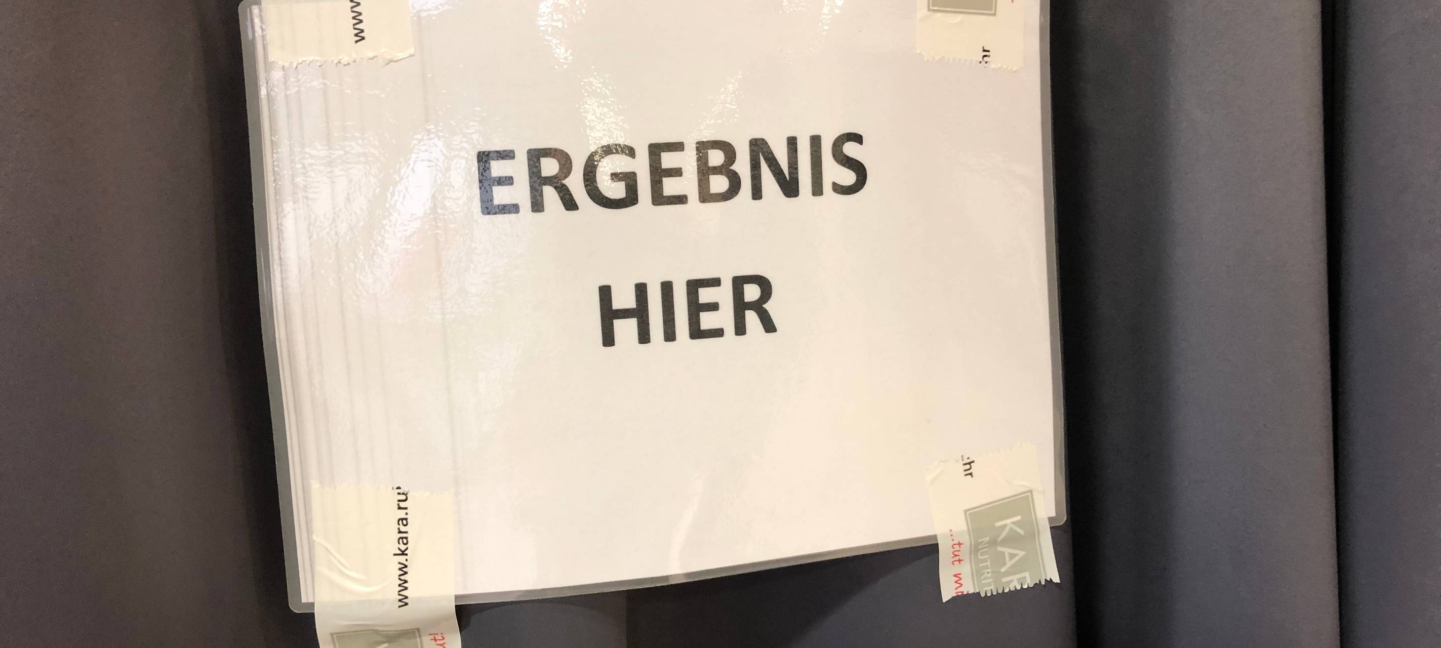 Corona in Essen: Warteschlangen vor Testzentrum für Schnelltests