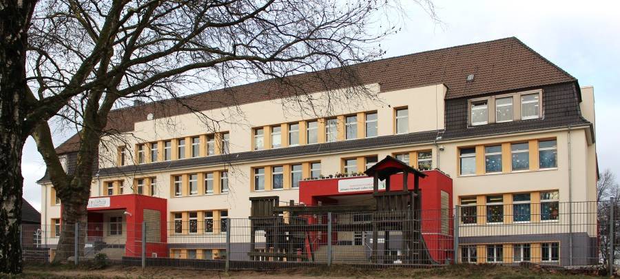 Schiller-Schule und Johann-Michael-Sailer-Schule in Essen-Schonnebeck