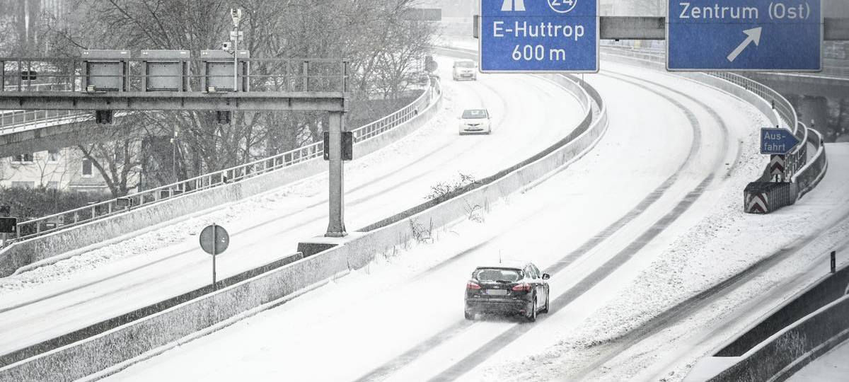 Winter-Chaos in Essen: Eis und Schnee sorgen für Verkehrsprobleme
