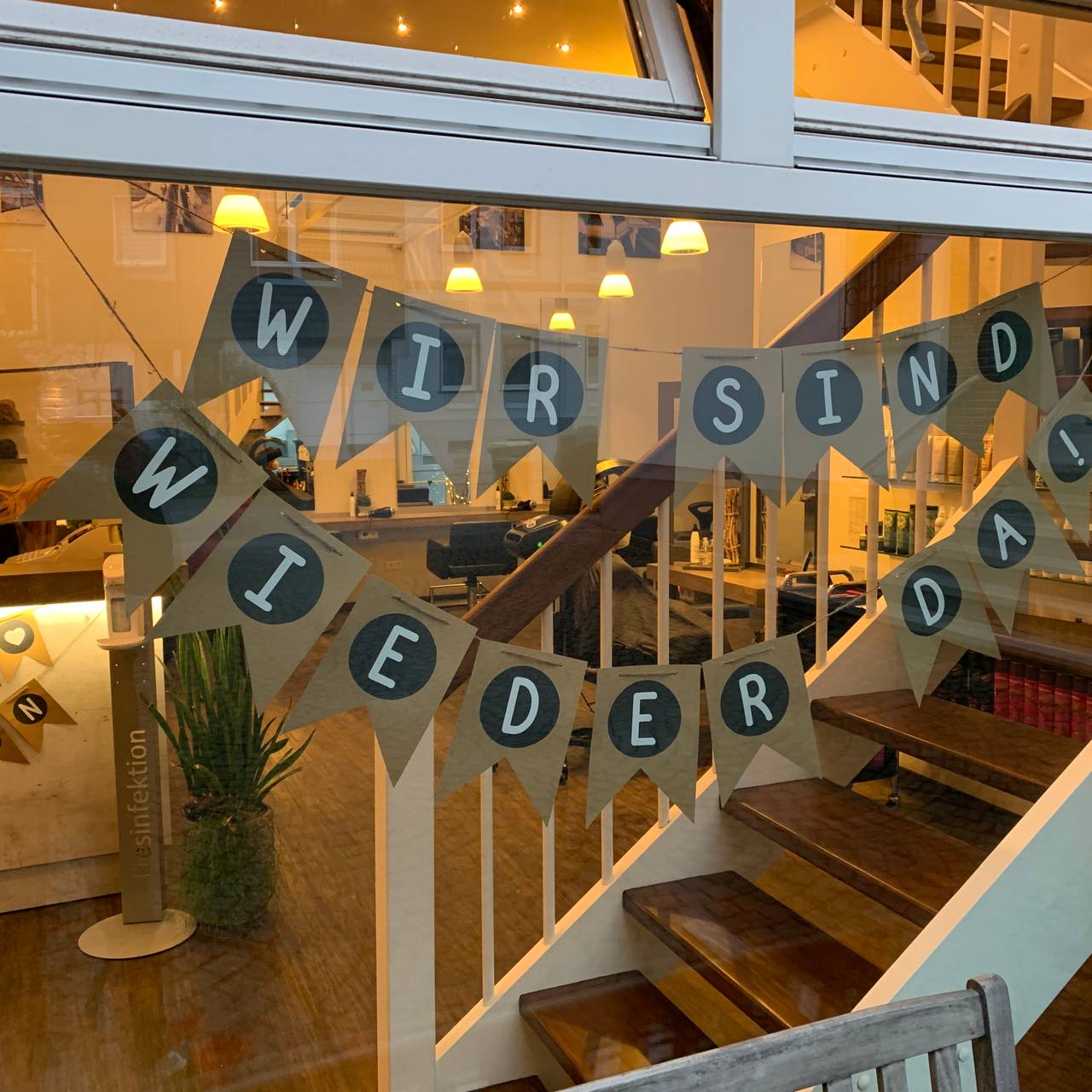 Friseur, Haare schneiden