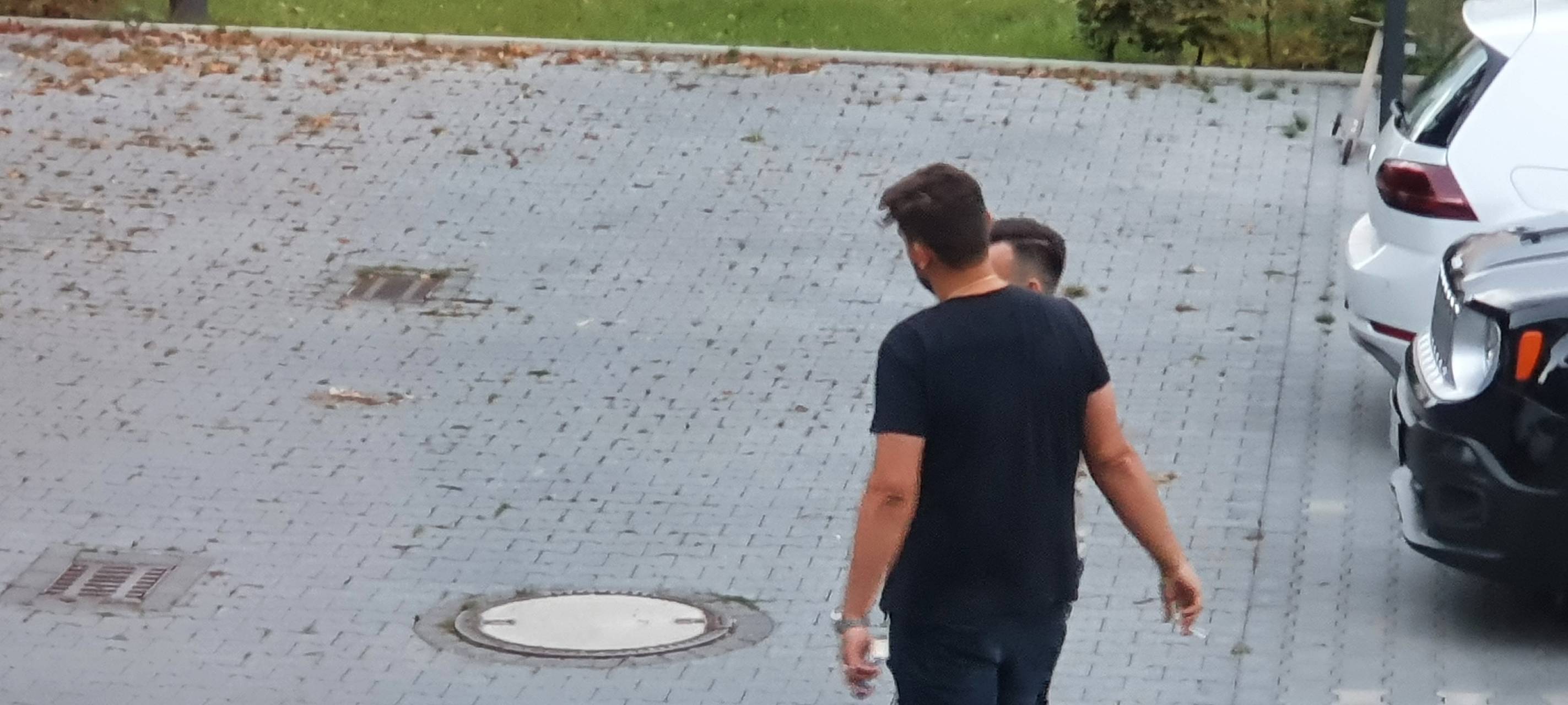 Auffälliger Oldtimer in Essen verschwunden: Polizei veröffentlicht Fotos