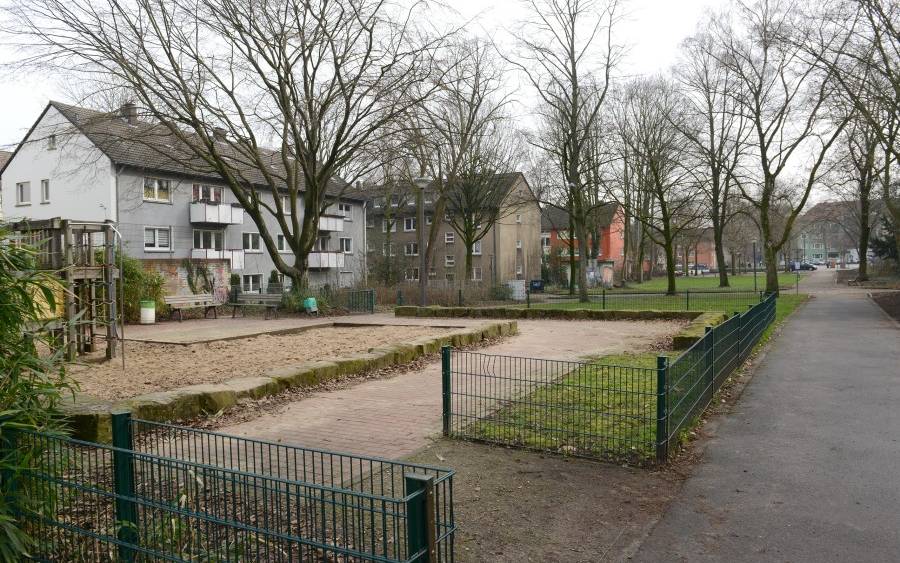 Der Ehrenzeller Park in Altendorf soll künftig schöner werden. Die Bauarbeiten dazu sind auch schon gestartet.