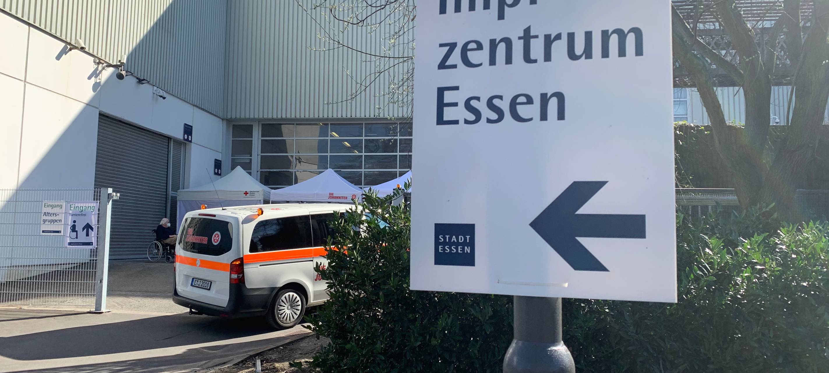 Impfzentrum Essen Schild
