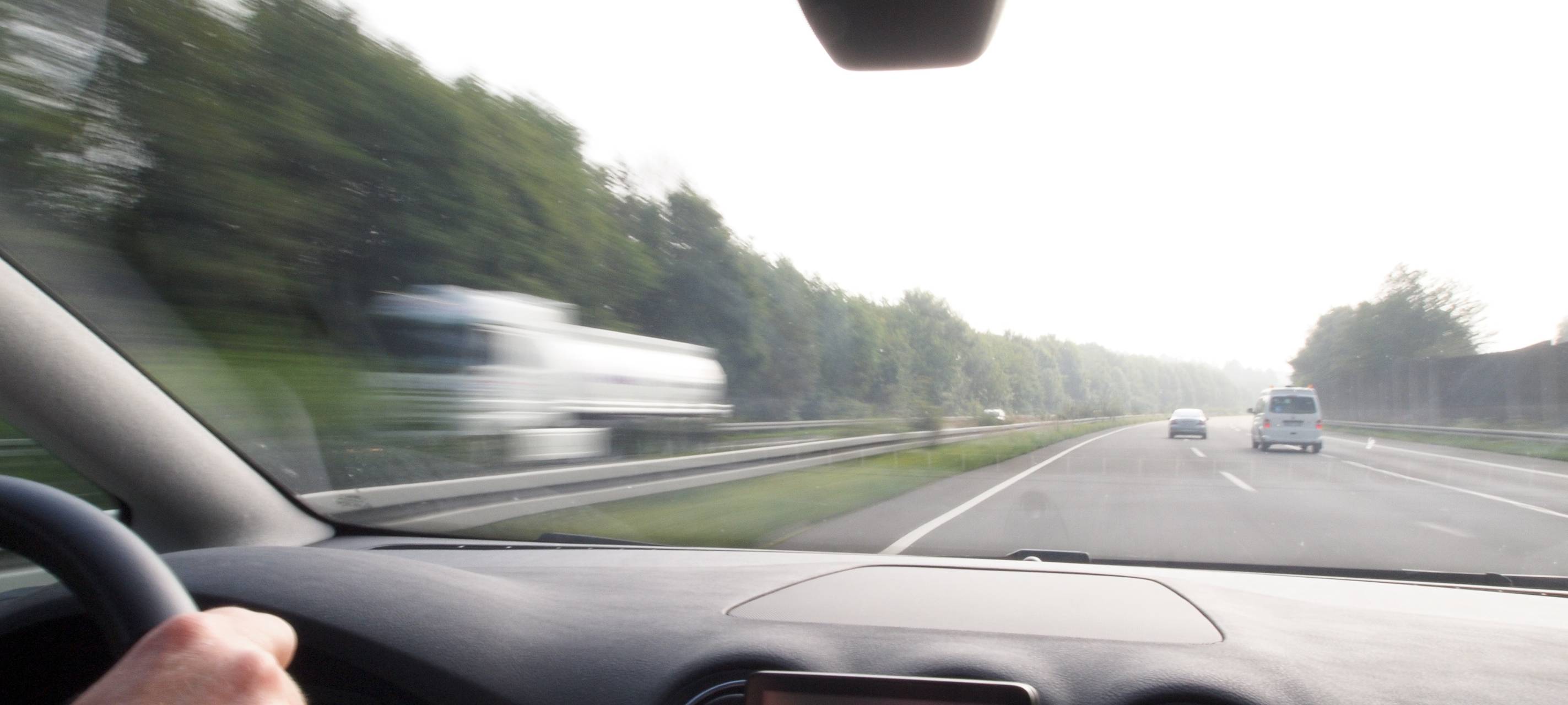 Essen macht Urlaub: ADAC mit Tipps zum Spritsparen