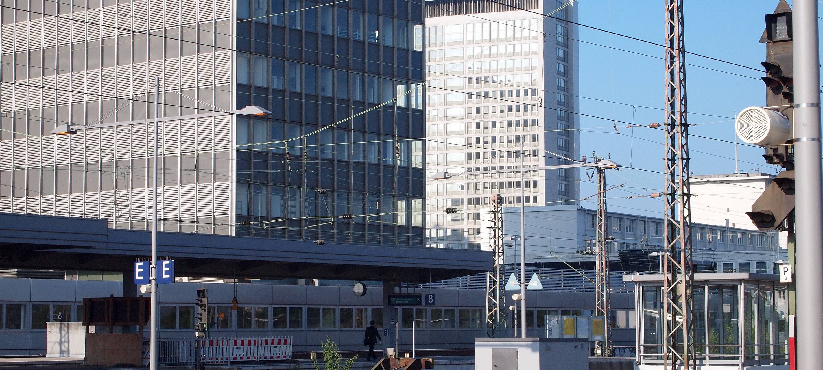 Ein Essen, viele Essens? Absurde Mehrzahl von Worten - Wie geht der Plural richtig?