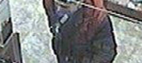 Fahndungsfotos nach Diebstahl und Betrug in Essen