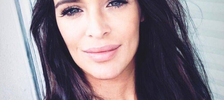 Essenerin gewinnt die Wahl zur Misses Rhein-Ruhr: Jana aus Bredeney im Interview bei uns!