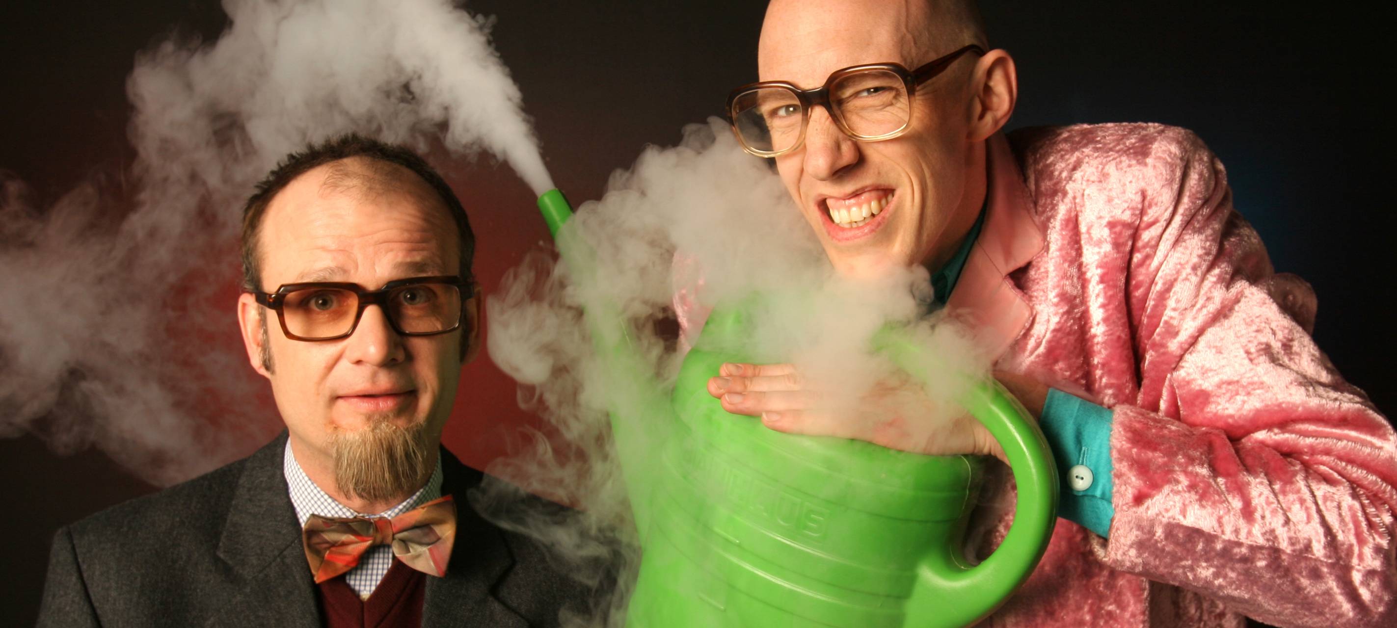 Essen: Zweimal Physik im Netz mit krachenden Experimenten