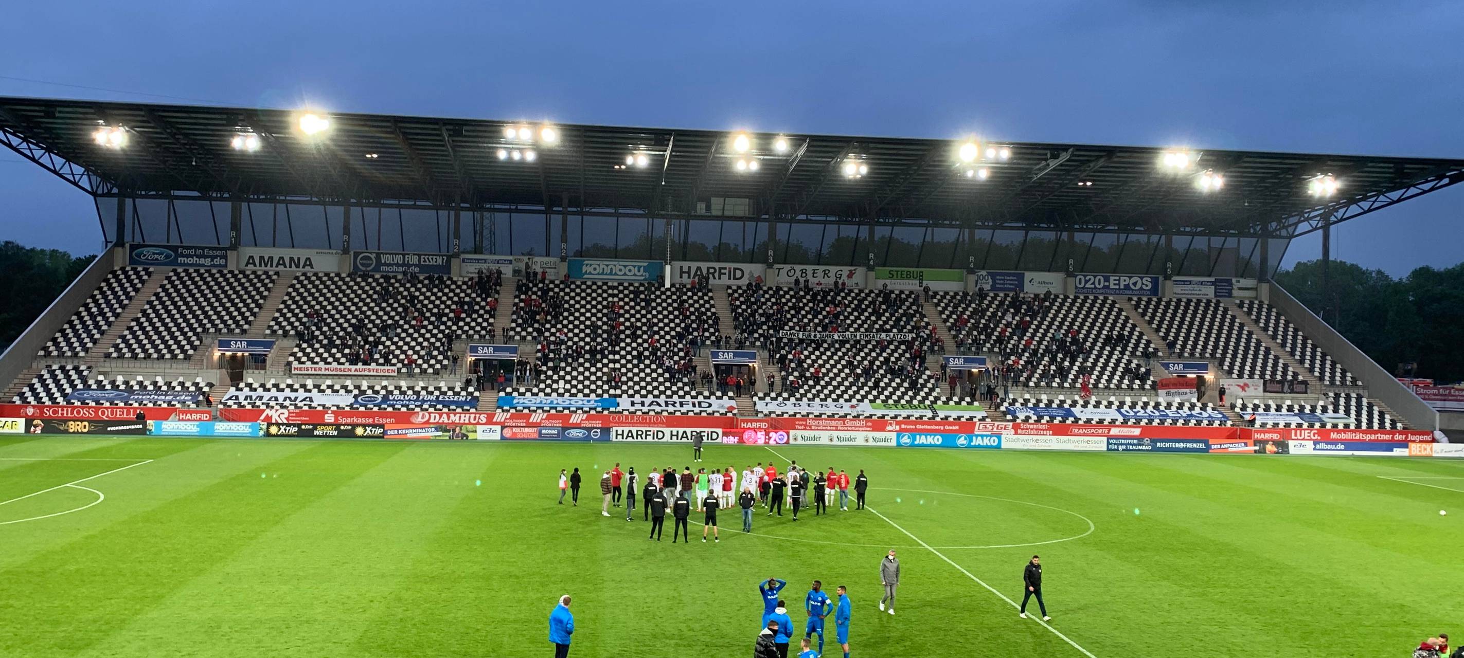 Rot-Weiss Essen: Spektakel bei Fan-Rückkehr