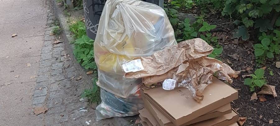 Essen: Ärger um Scherben und Dreck auf Spielplatz am Isenbergplatz