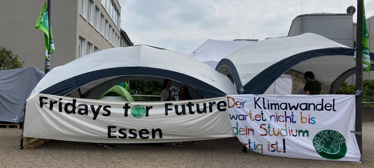 Fridays for Future Essen demonstriert mit "Klimacamp"