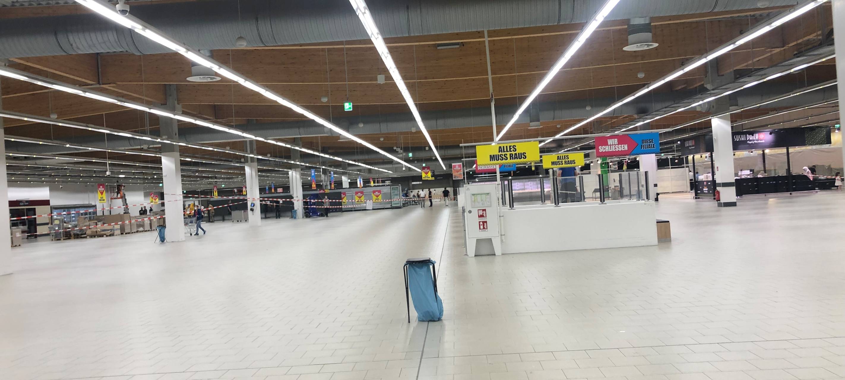 Essen: Letzter Tag für REAL in Altendorf - Ausverkauf zu Billig-Preisen