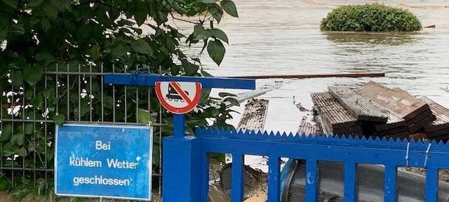 Hochwasser nach Starkregen an der Ruhr in Steele