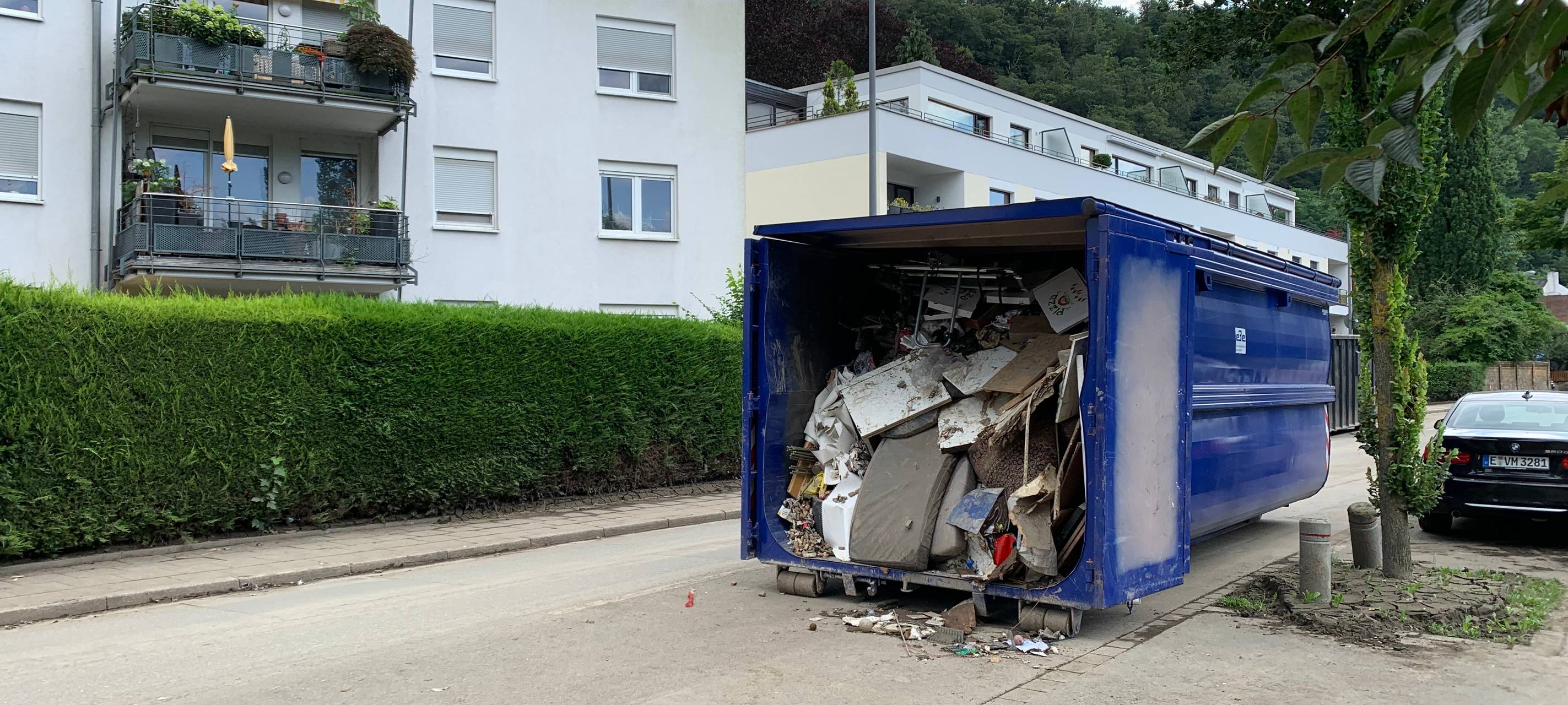 Essen: Laupendahler Landstraße weitestgehend freigeräumt - es gibt aber noch ein Ärgernis