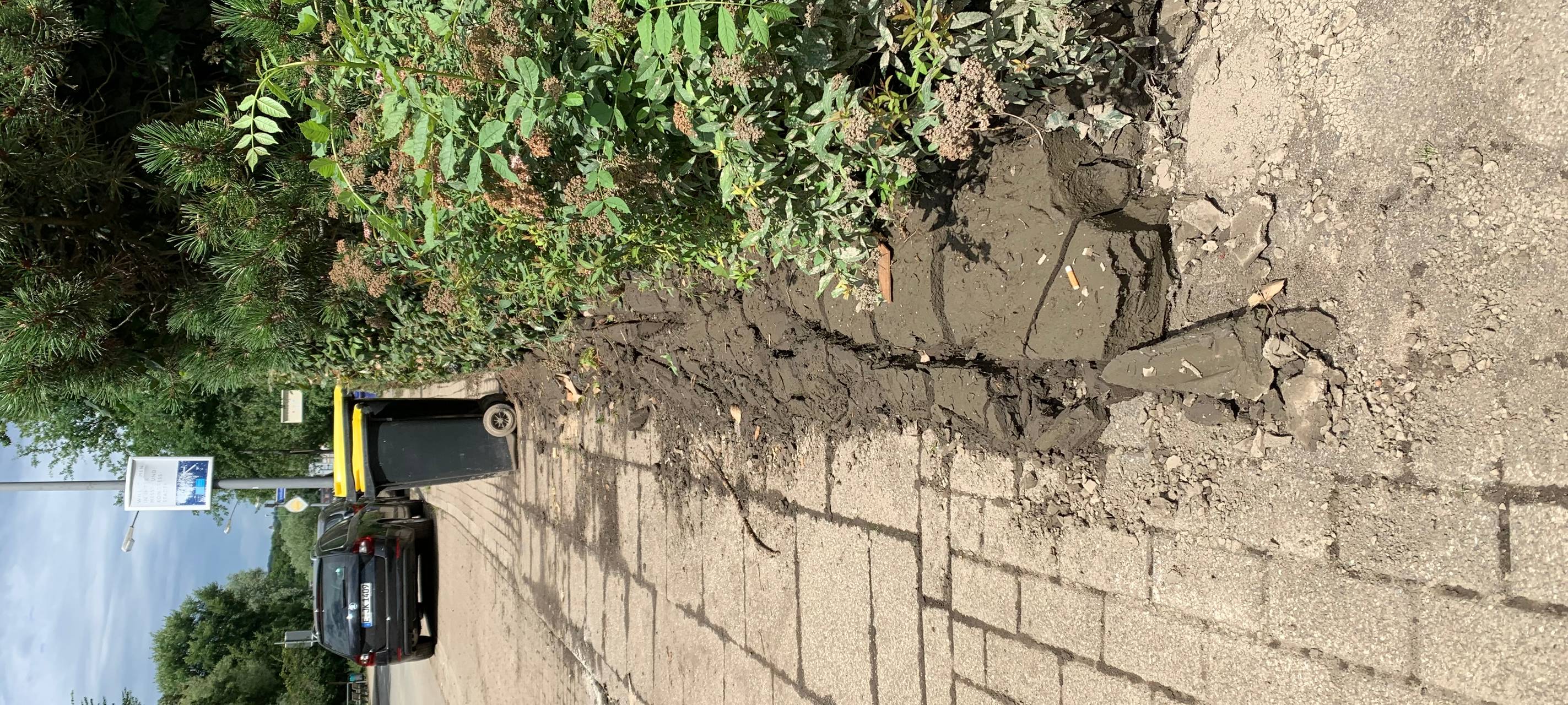 Essen: Laupendahler Landstraße weitestgehend freigeräumt - es gibt aber noch ein Ärgernis