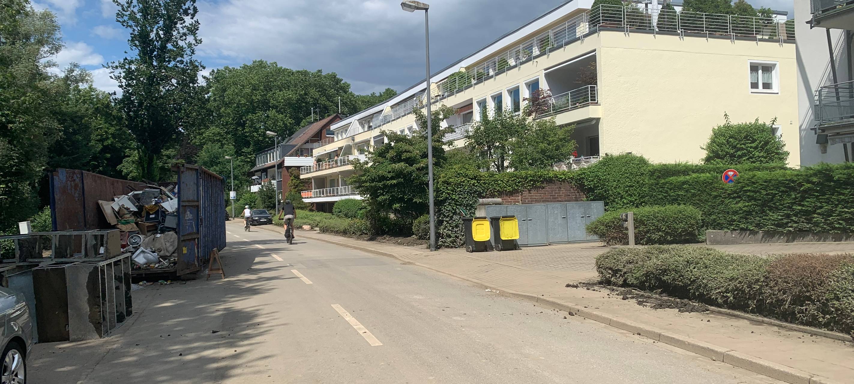 Essen: Laupendahler Landstraße weitestgehend freigeräumt - es gibt aber noch ein Ärgernis