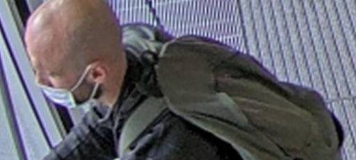 tatverdaechtiger-diebstahl-auto-radio-essen-bank-polizei