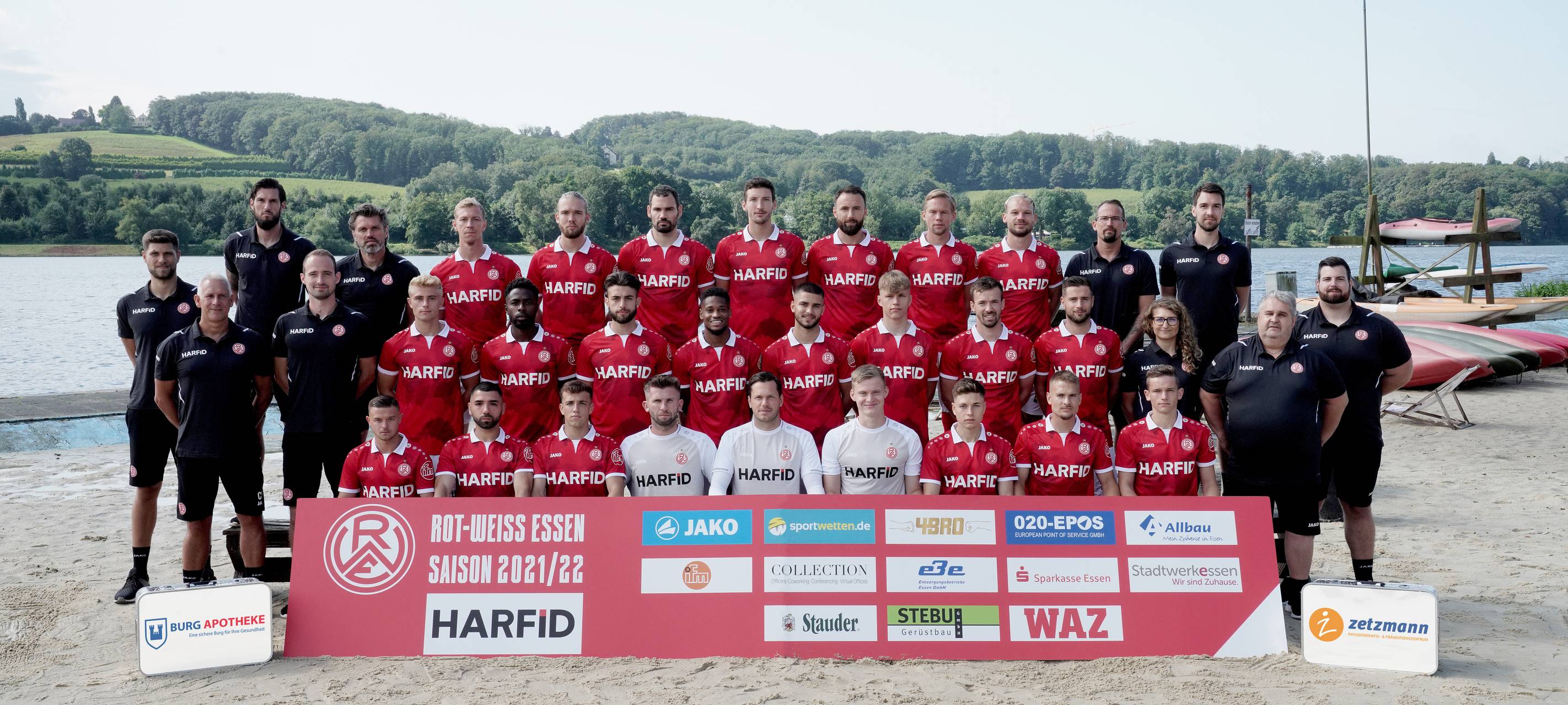 Rot-Weiss Essen-fussball-Mannschaft-Radio-Essen-Bergeborbeck-hafenstrasse-kader