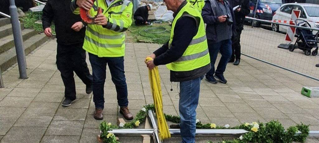 Essen: Abgebrannter Kirchturm bekommt endlich neue Spitze