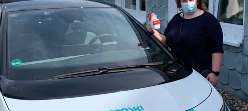 E-Auto Fahrstunden mit Radio Essen