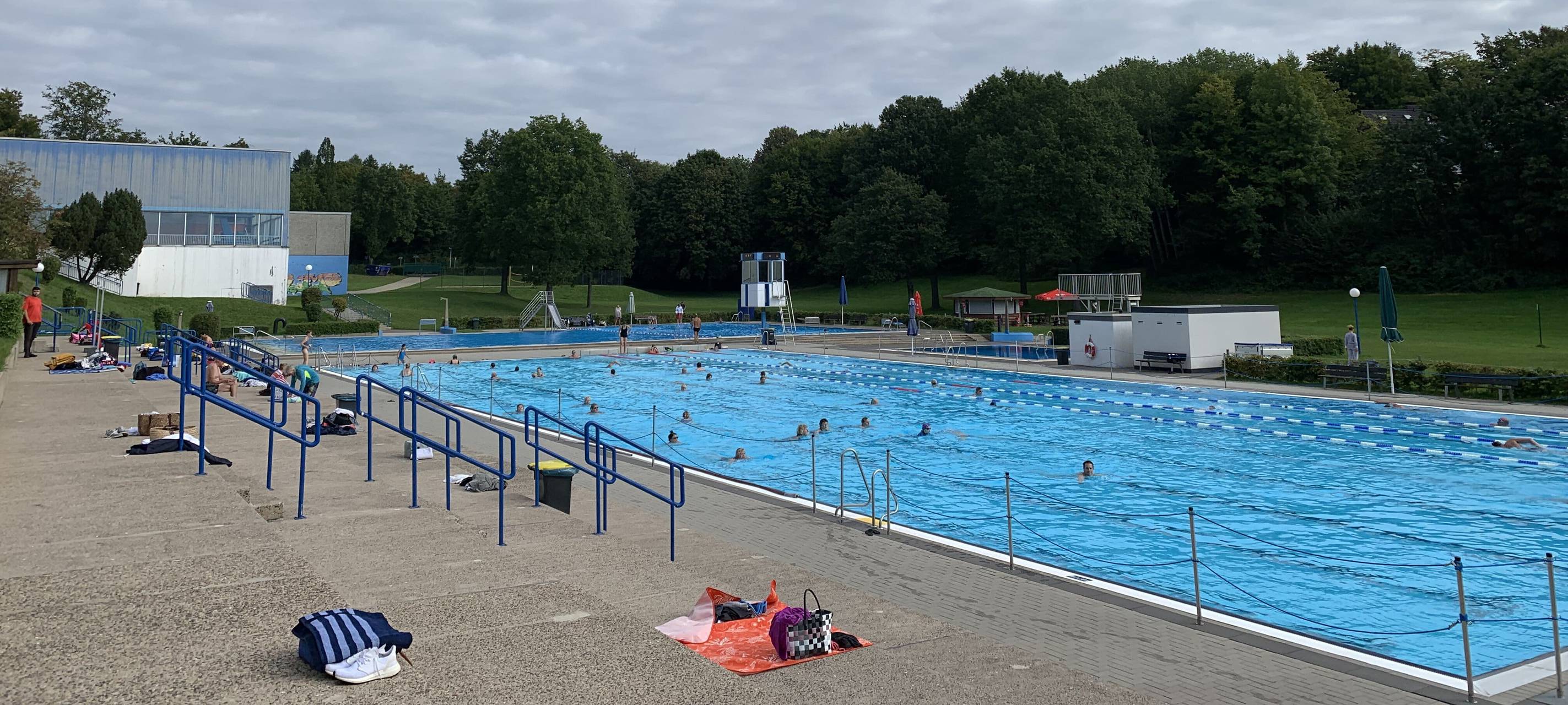 Freibad in Essen ändert Öffnungszeiten - Schwimmen auch am Abend